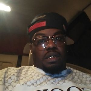 Meet your Posher, Champion